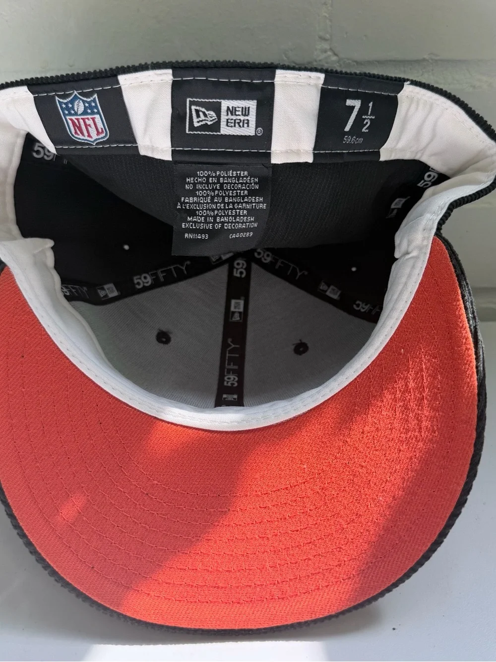 Cincinnati Bengals Black Corduroy Cap with Orange Tiger Patch fitted 7.5